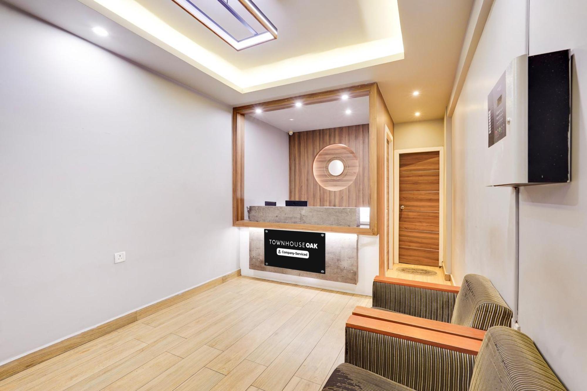 Super Townhouse Oak Kodambakkam Formerly Cine City Ченнаи Экстерьер фото